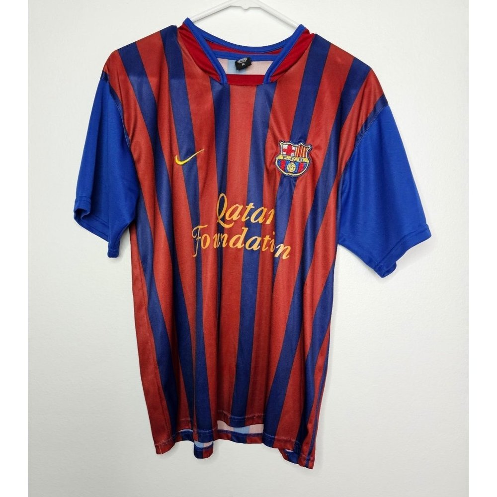 FC Barcelona #7 La Liga Soccer Nike Jersey Size Kids M Medium Barca FCB Qatar